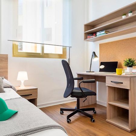 סביליה Micampus Armendariz Student Residence מראה חיצוני תמונה
