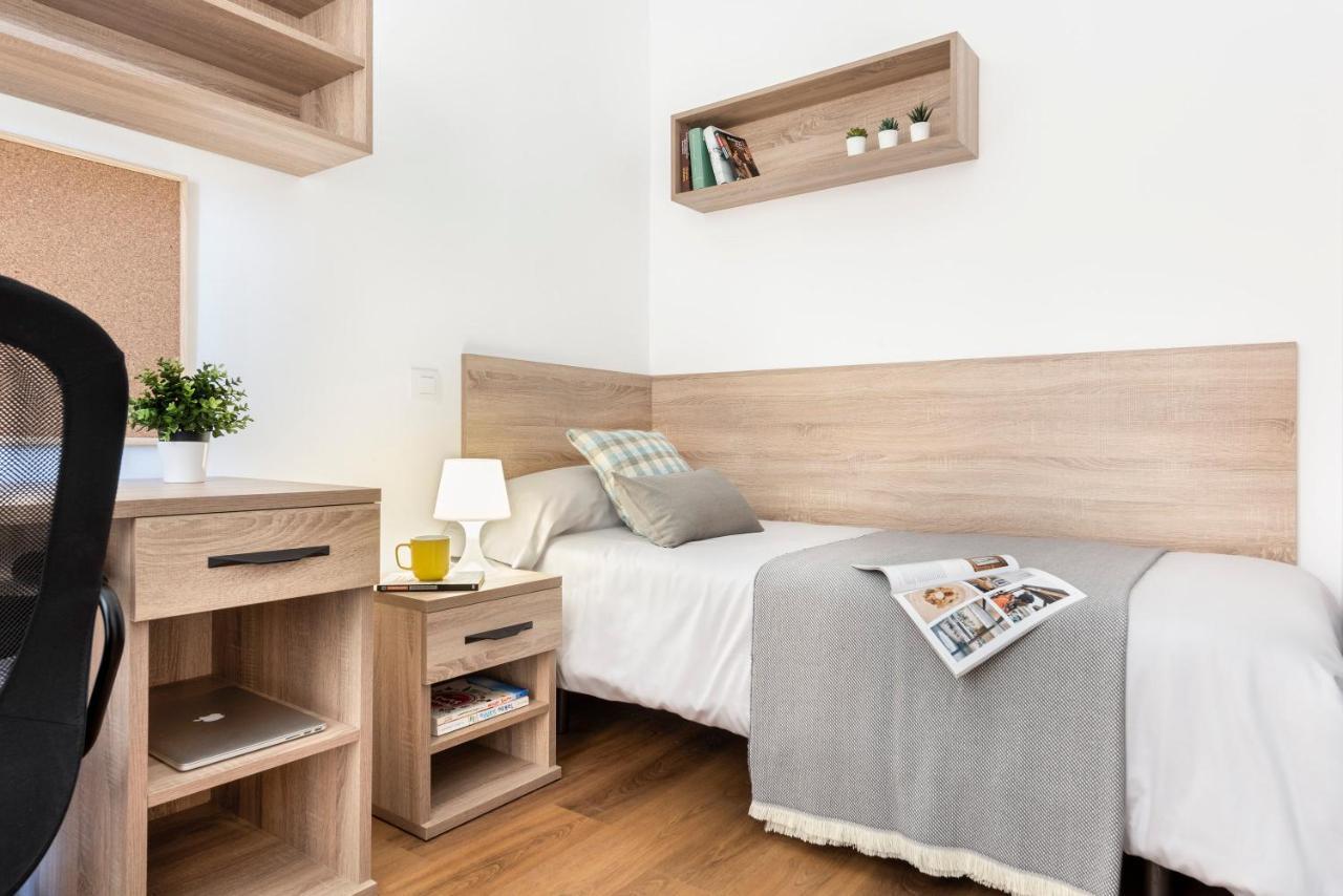 סביליה Micampus Armendariz Student Residence מראה חיצוני תמונה